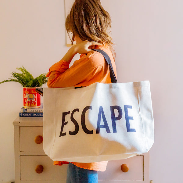 escape big tote bag